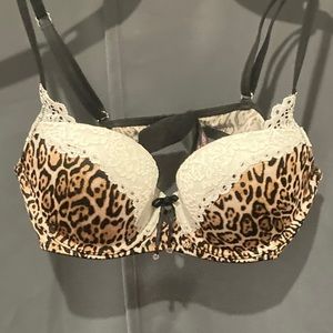 Victoria’s Secret Padded Push Up Leopard Lace Bra